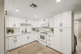 952 S Esperanza Ave, Mesa, AZ 85208 - Photo 11