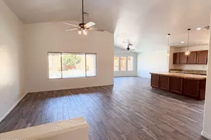 13442 N 177th Dr, Surprise, AZ 85388 - Photo 11