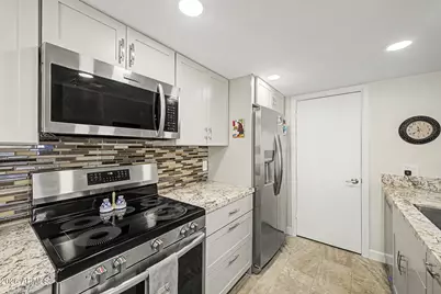852 E Morningside Drive, Phoenix, AZ 85022 - Photo 1
