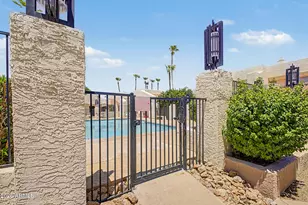 852 E Morningside Dr, Phoenix, AZ 85022 - Photo 23