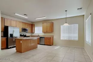 16037 W Banff Ln, Surprise, AZ 85379 - Photo 7