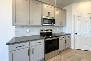 12344 N Damsen Dr, Maricopa, AZ 85139 - Photo 5