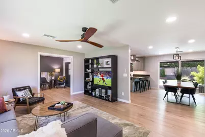 8145 N 1st Drive, Phoenix, AZ 85021 - Photo 7