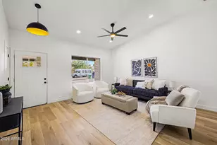 556 W Kiva Ave, Mesa, AZ 85210 - Photo 7
