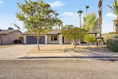 556 W Kiva Avenue, Mesa, AZ 85210 - Photo 3