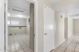 5620 W Hearn Rd, Glendale, AZ 85306 - Photo 13