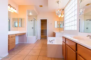 642 E Torrey Pines Pl, Chandler, AZ 85249 - Photo 13