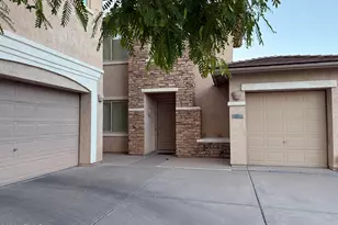 642 E Torrey Pines Pl, Chandler, AZ 85249 - Photo 3