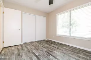 10624 N 47th Dr, Glendale, AZ 85304 - Photo 9