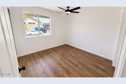 6736 W Vernon Avenue, Phoenix, AZ 85035 - Photo 15
