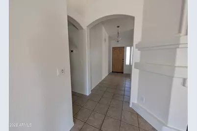 8918 W Paradise Lane, Peoria, AZ 85382 - Photo 11