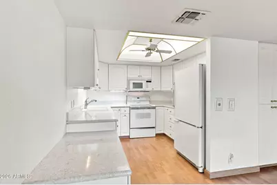 7820 E Camelback Road #311, Scottsdale, AZ 85251 - Photo 11