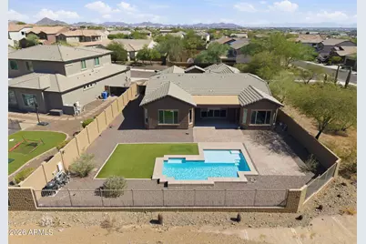 1328 W Cavedale Drive, Phoenix, AZ 85085 - Photo 47