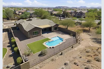 1328 W Cavedale Drive, Phoenix, AZ 85085 - Photo 49