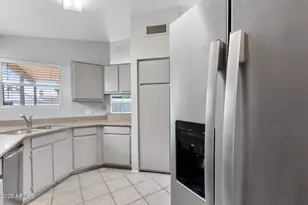 6328 W Ironwood Dr, Glendale, AZ 85302 - Photo 15