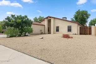 6328 W Ironwood Dr, Glendale, AZ 85302 - Photo 3