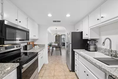 3825 E Camelback Road E #186, Phoenix, AZ 85018 - Photo 1