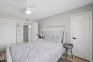 3825 E Camelback Road E, Phoenix, AZ 85018 - Photo 17