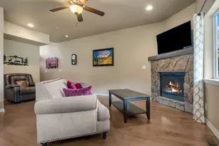 3973 N Tam O'Shanter Dr, Flagstaff, AZ 86004 - Photo 11