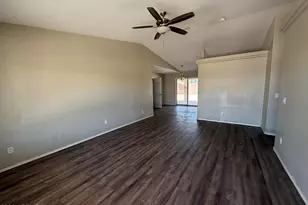 10206 W Devonshire Dr, Arizona City, AZ 85123 - Photo 3