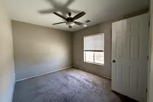 10206 W Devonshire Dr, Arizona City, AZ 85123 - Photo 5