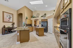 17812 N Becke Ln, Surprise, AZ 85374 - Photo 9