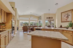 17812 N Becke Ln, Surprise, AZ 85374 - Photo 11