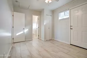 210 E Jones Ave, Phoenix, AZ 85040 - Photo 13