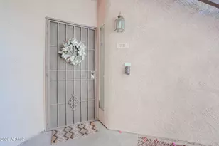 10410 N Cave Creek Rd, Phoenix, AZ 85020 - Photo 19