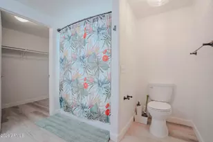 10410 N Cave Creek Rd, Phoenix, AZ 85020 - Photo 15