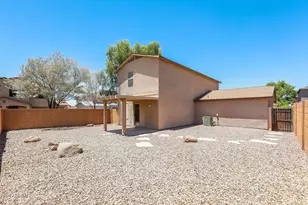2281 E Meadow Chase Dr, San Tan Valley, AZ 85140 - Photo 19