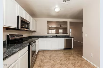 2281 E Meadow Chase Drive, San Tan Valley, AZ 85140 - Photo 9
