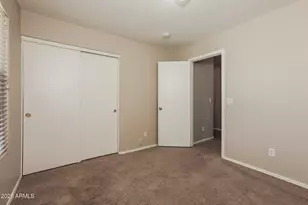 2281 E Meadow Chase Dr, San Tan Valley, AZ 85140 - Photo 17