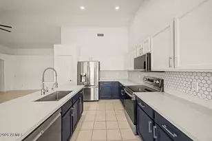 1320 E Cottonwood Ln, Phoenix, AZ 85048 - Photo 3