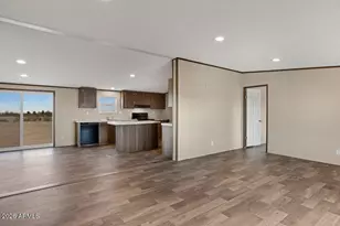 5744 N Lakeview Dr, Casa Grande, AZ 85194 - Photo 3