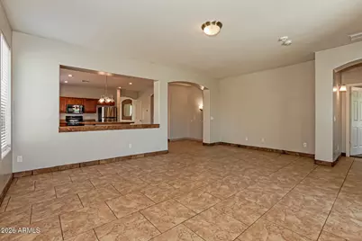 49 E Mill Reef Drive, San Tan Valley, AZ 85143 - Photo 3