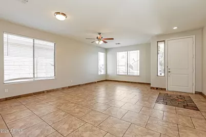 49 E Mill Reef Drive, San Tan Valley, AZ 85143 - Photo 5