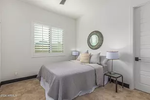 712 E Buist Ave, Phoenix, AZ 85042 - Photo 29