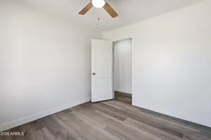 8585 N 108th Dr, Peoria, AZ 85345 - Photo 21