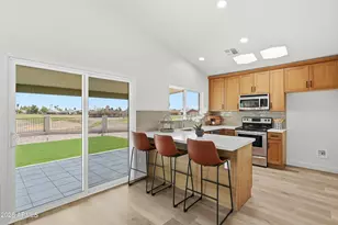 8585 N 108th Dr, Peoria, AZ 85345 - Photo 9
