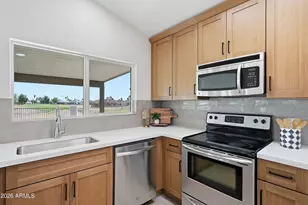 8585 N 108th Dr, Peoria, AZ 85345 - Photo 3