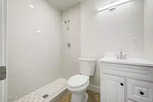 4123 W Holly St, Phoenix, AZ 85009 - Photo 33