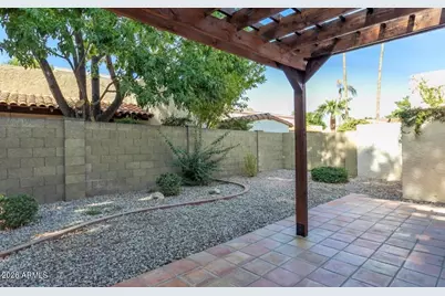 8330 E San Benito Drive, Scottsdale, AZ 85258 - Photo 33