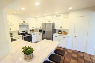 7662 E Minnezona Ave, Scottsdale, AZ 85251 - Photo 1