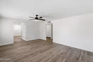 3525 W Crocus Dr W, Phoenix, AZ 85053 - Photo 17