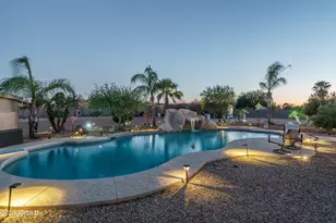 24329 W Mark Ln, Wittmann, AZ 85361 - Photo 39
