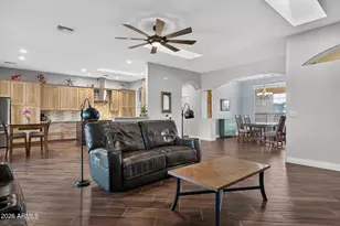 24329 W Mark Ln, Wittmann, AZ 85361 - Photo 13