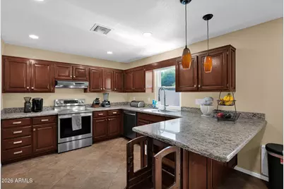 9040 N 14th Place, Phoenix, AZ 85020 - Photo 11
