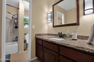 9040 N 14th Pl, Phoenix, AZ 85020 - Photo 19