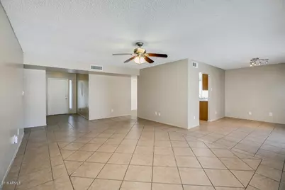 10640 N 66th Avenue, Glendale, AZ 85304 - Photo 17